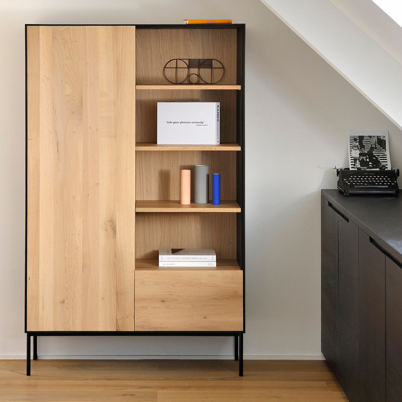 Meuble de rangement chêne Oak Oak avec rangement pour le bureau