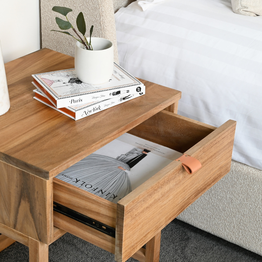 Table de chevet en cuir naturel pour chambre à coucher