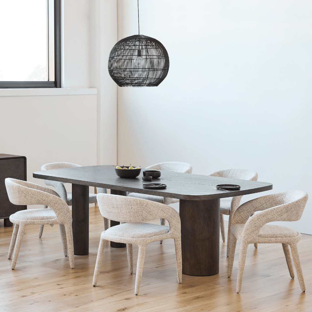 Chaise de salle à manger minimaliste en tissu beige