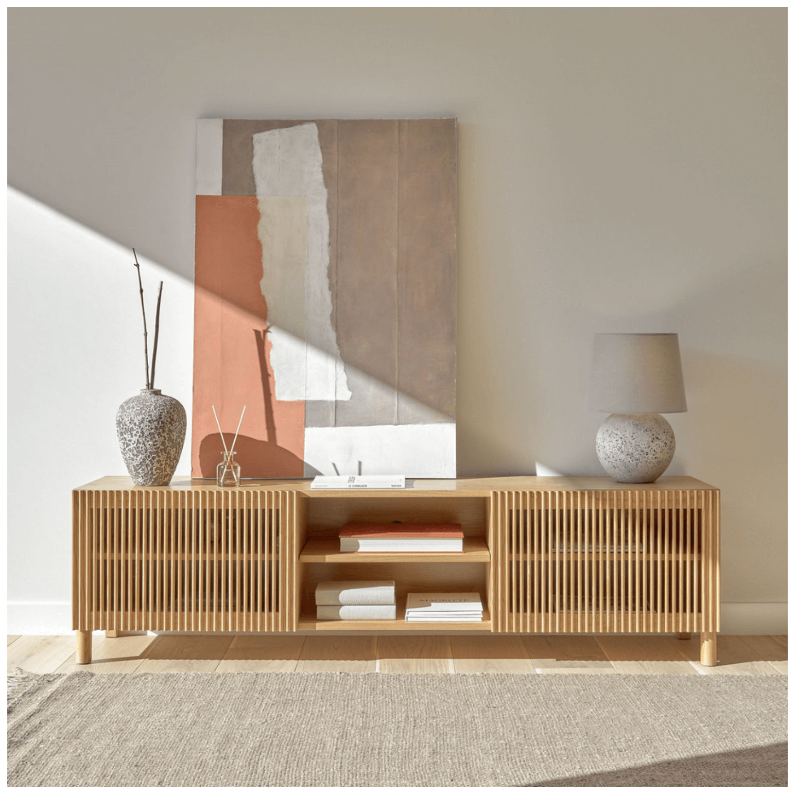 Meuble TV en chêne frêne naturel côtier avec rangement pour salon