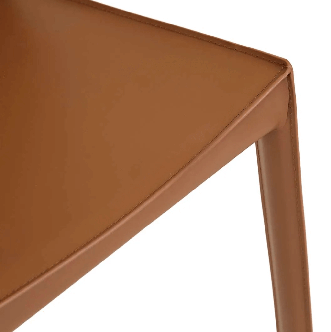 Chaise de salle à manger en cuir tanné et rembourrée pour la salle à manger