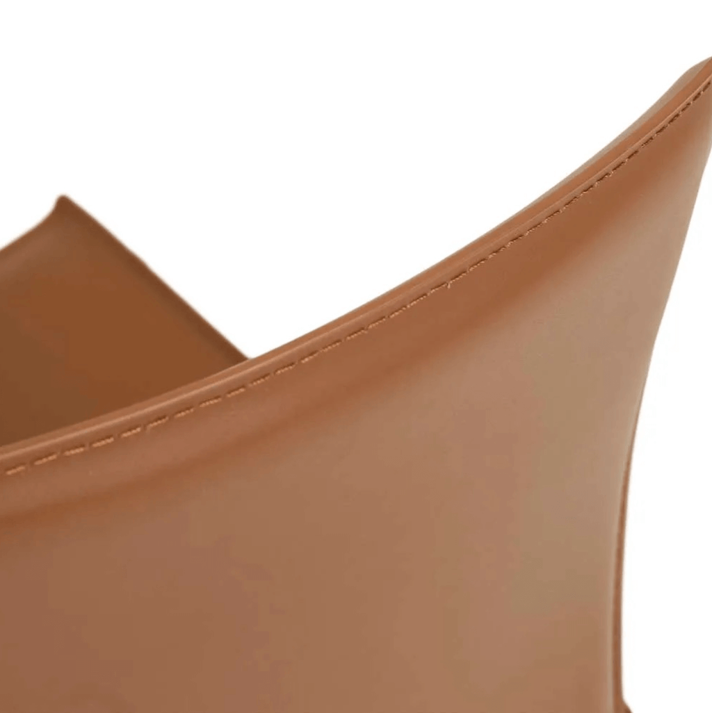 Chaise de salle à manger en cuir tanné et rembourrée pour la salle à manger