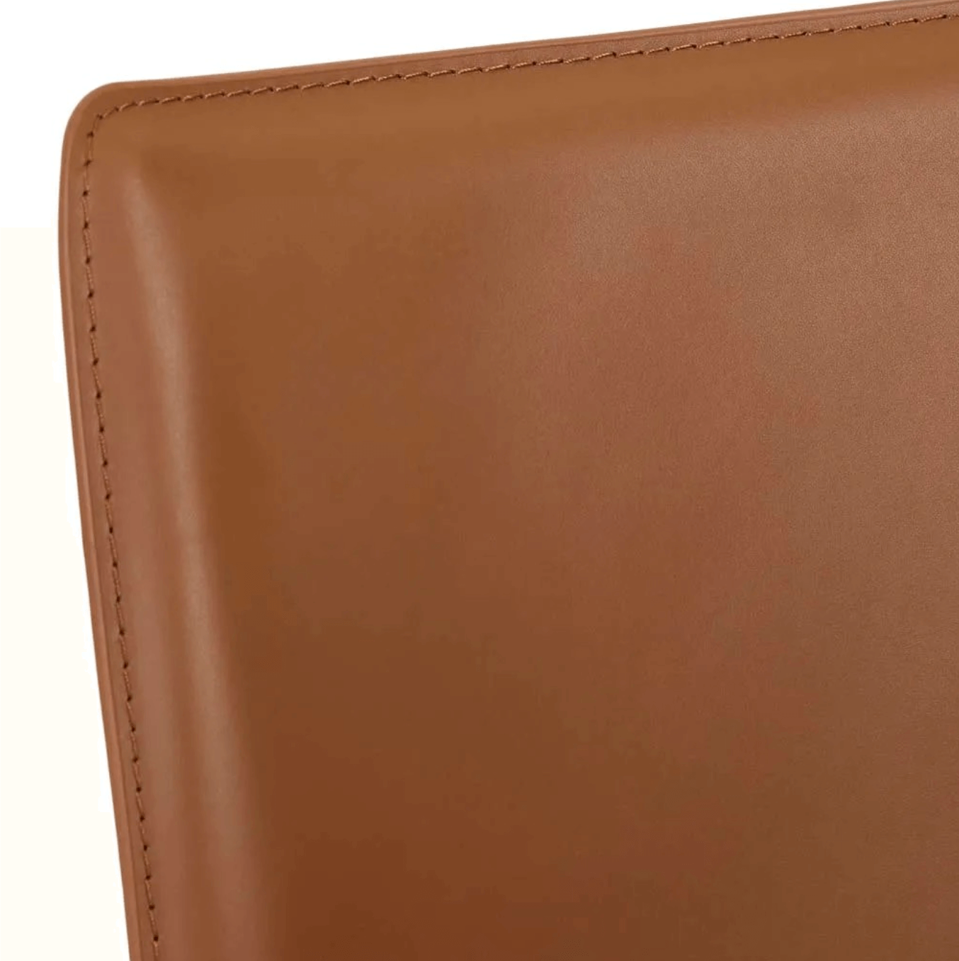 Chaise de salle à manger en cuir tanné et rembourrée pour la salle à manger