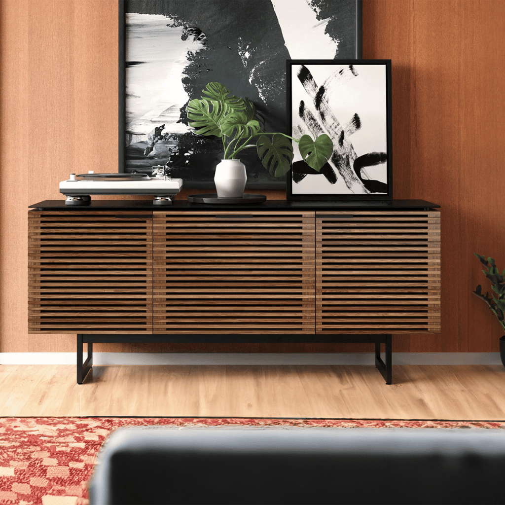 Meuble TV/multimédia en noyer naturel du milieu du siècle avec rangement pour salon