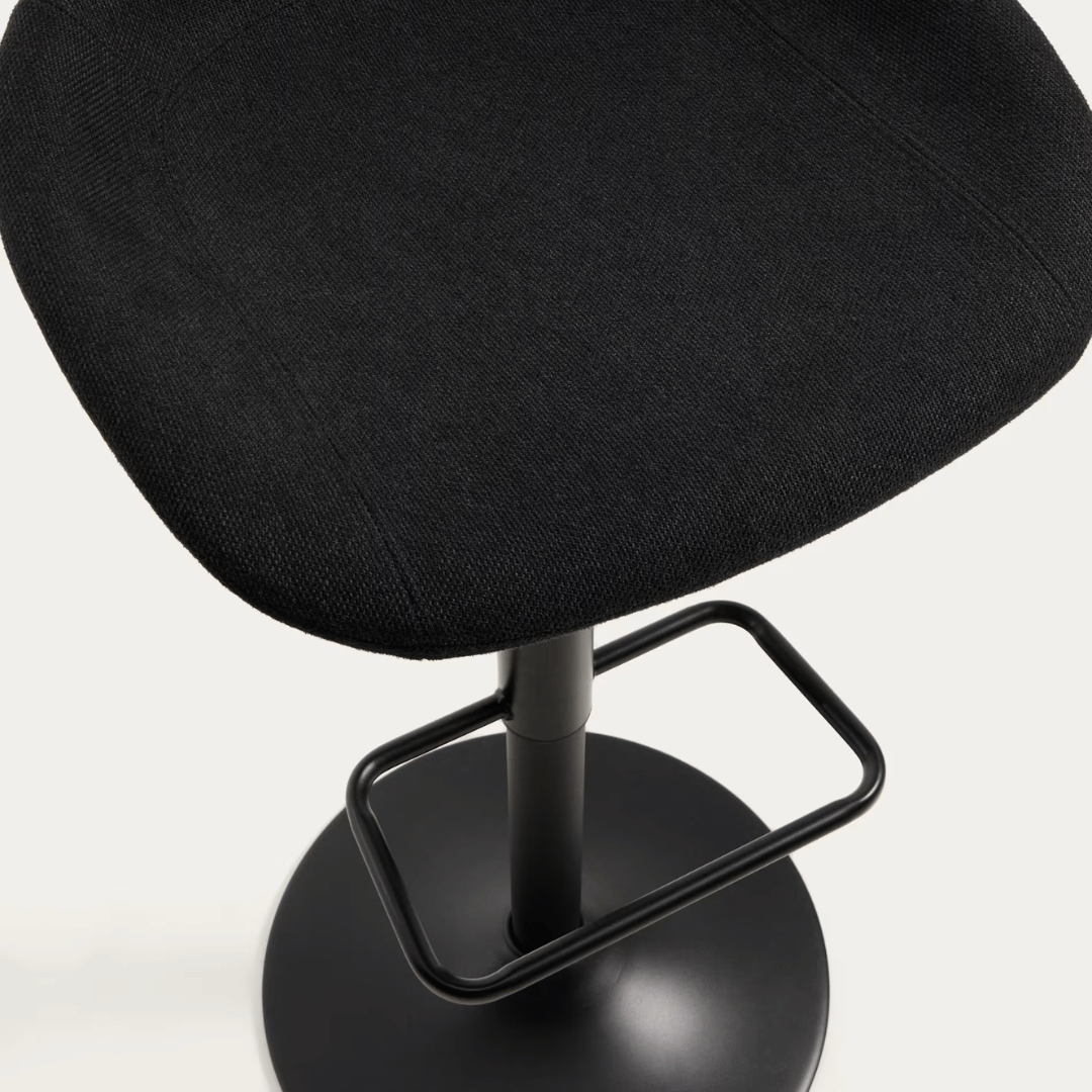 Tabouret de bar en acier noir pivotant et rembourré pour cuisine