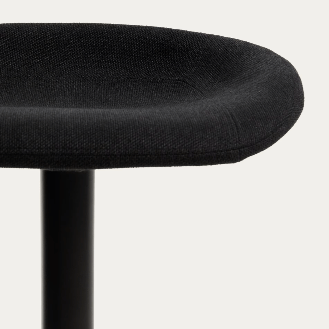 Tabouret de bar en acier noir pivotant et rembourré pour cuisine