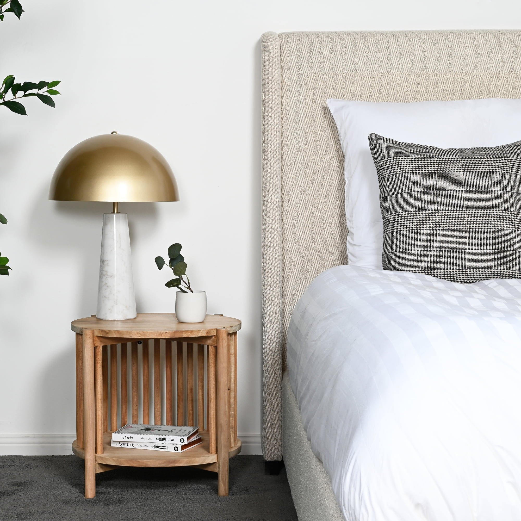 Table de chevet en bois naturel pour chambre à coucher