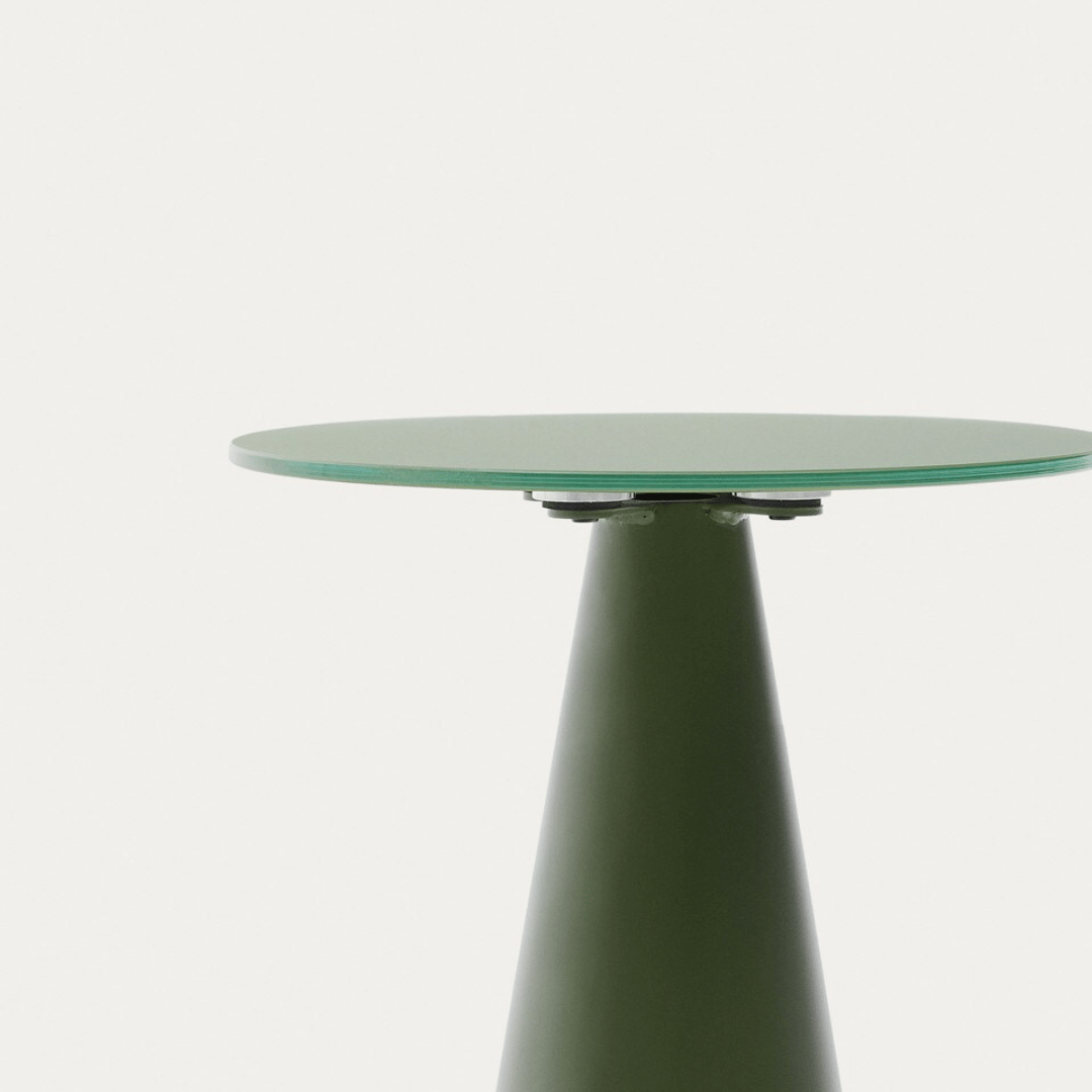 Table d'appoint moderne en métal vert