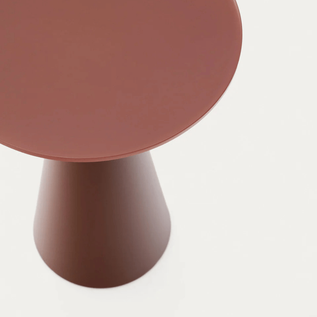 Table d'appoint en métal moderne