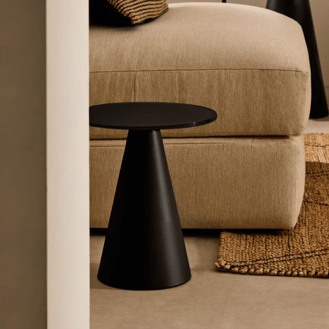 Table d'appoint moderne en métal noir