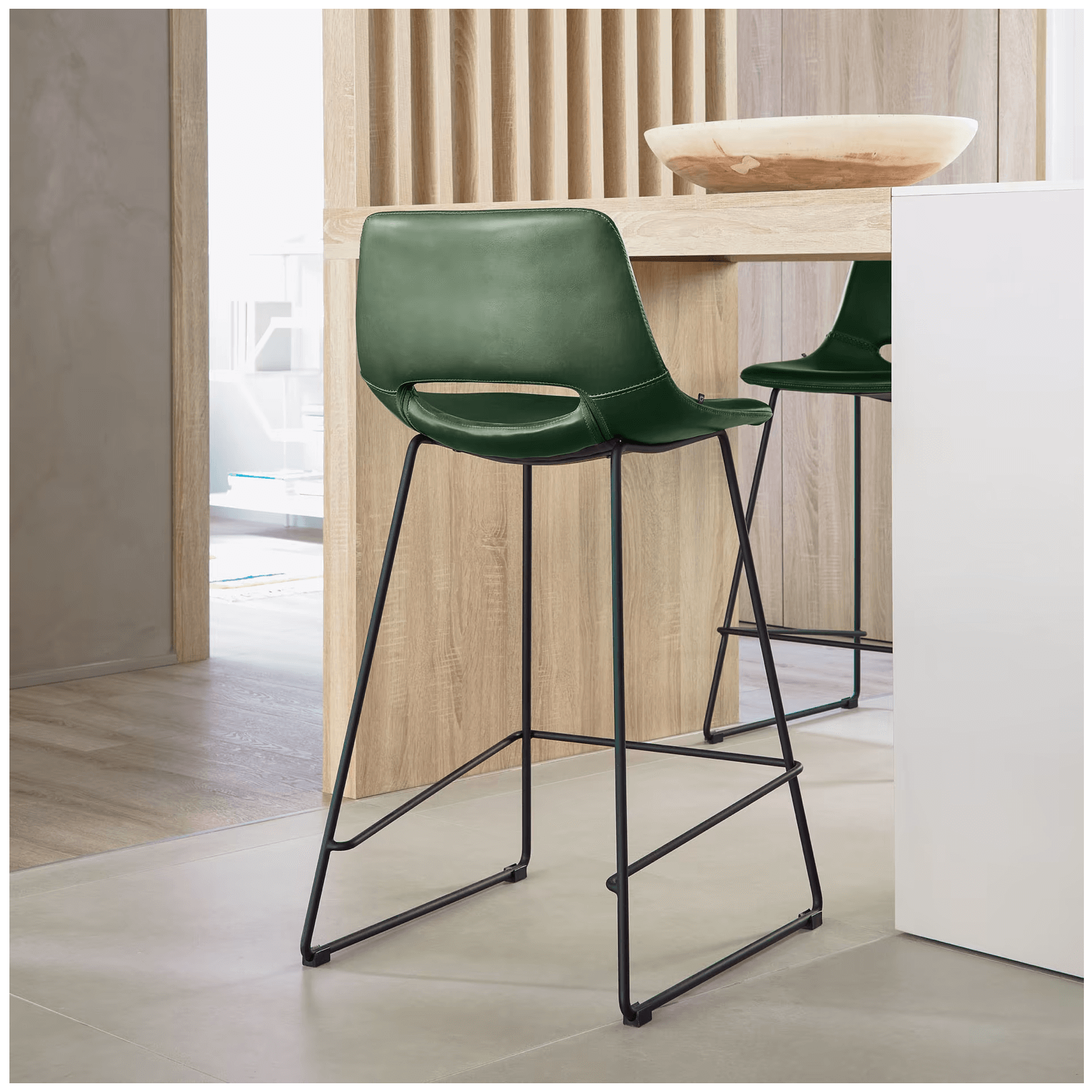 Tabouret de bar de cuisine en similicuir vert style Mid-Century