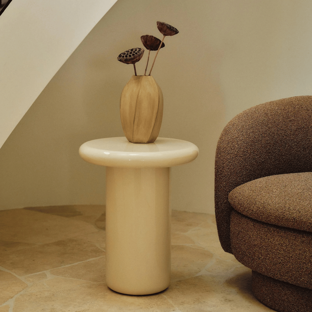 Table d'appoint moderne beige