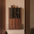 Meuble de rangement en noyer brun de style Mid-Century avec rangement pour le salon