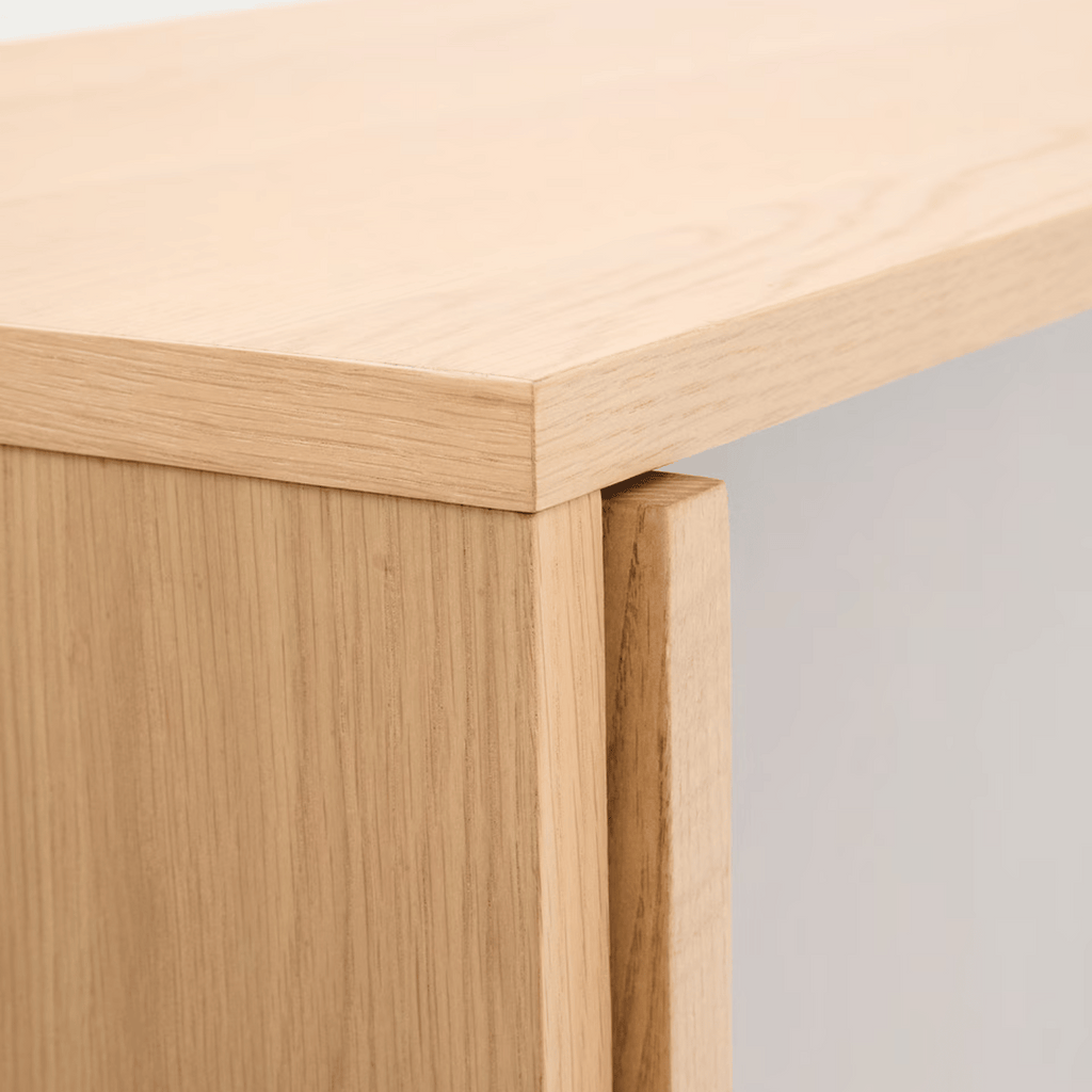 Meuble de rangement moderne en chêne avec rangement pour salon