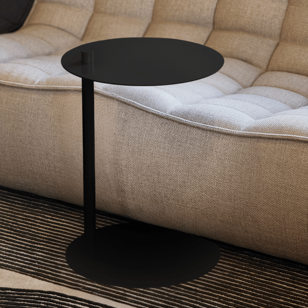 Table d'appoint en métal noir