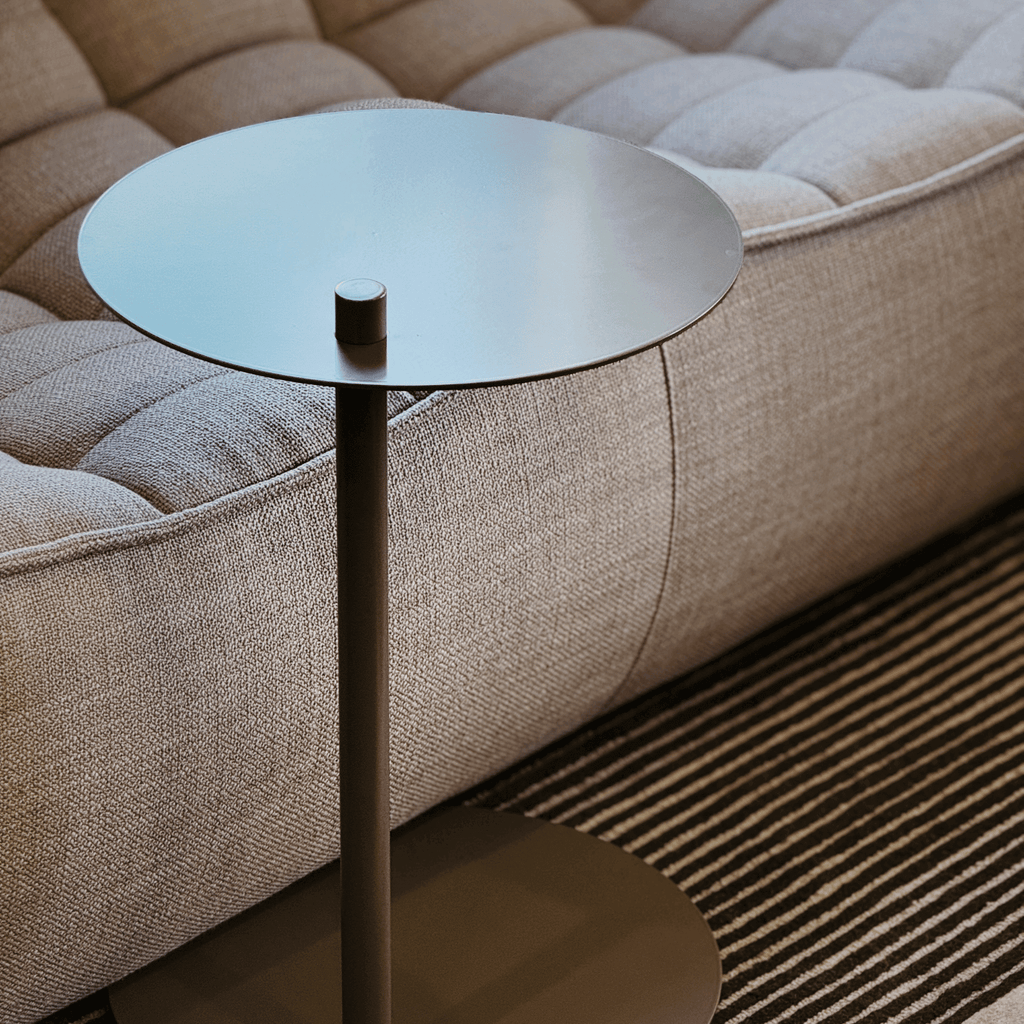 Table d'appoint en métal vert