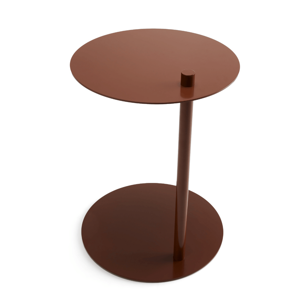 Table d'appoint en métal rouillé