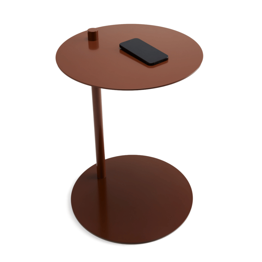 Table d'appoint en métal rouillé