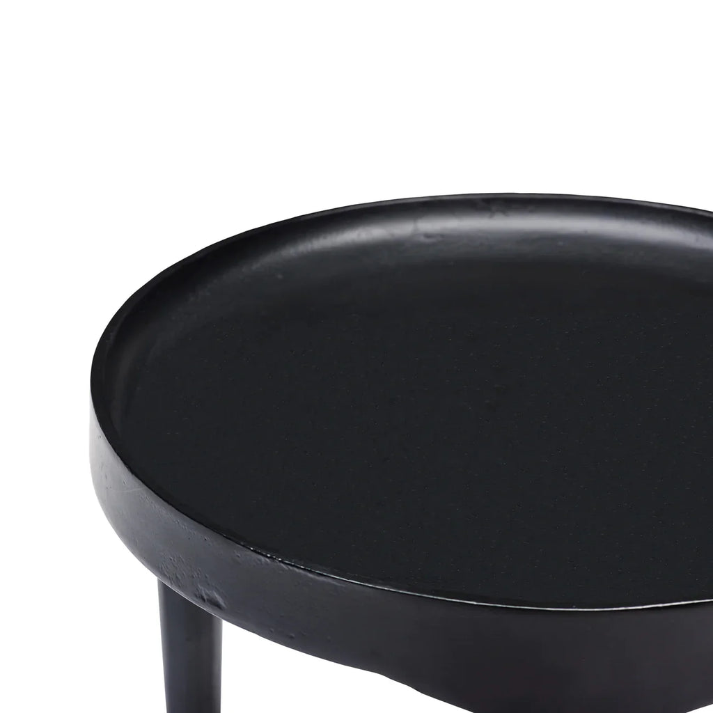 Table d'appoint en métal noir mat pour salon