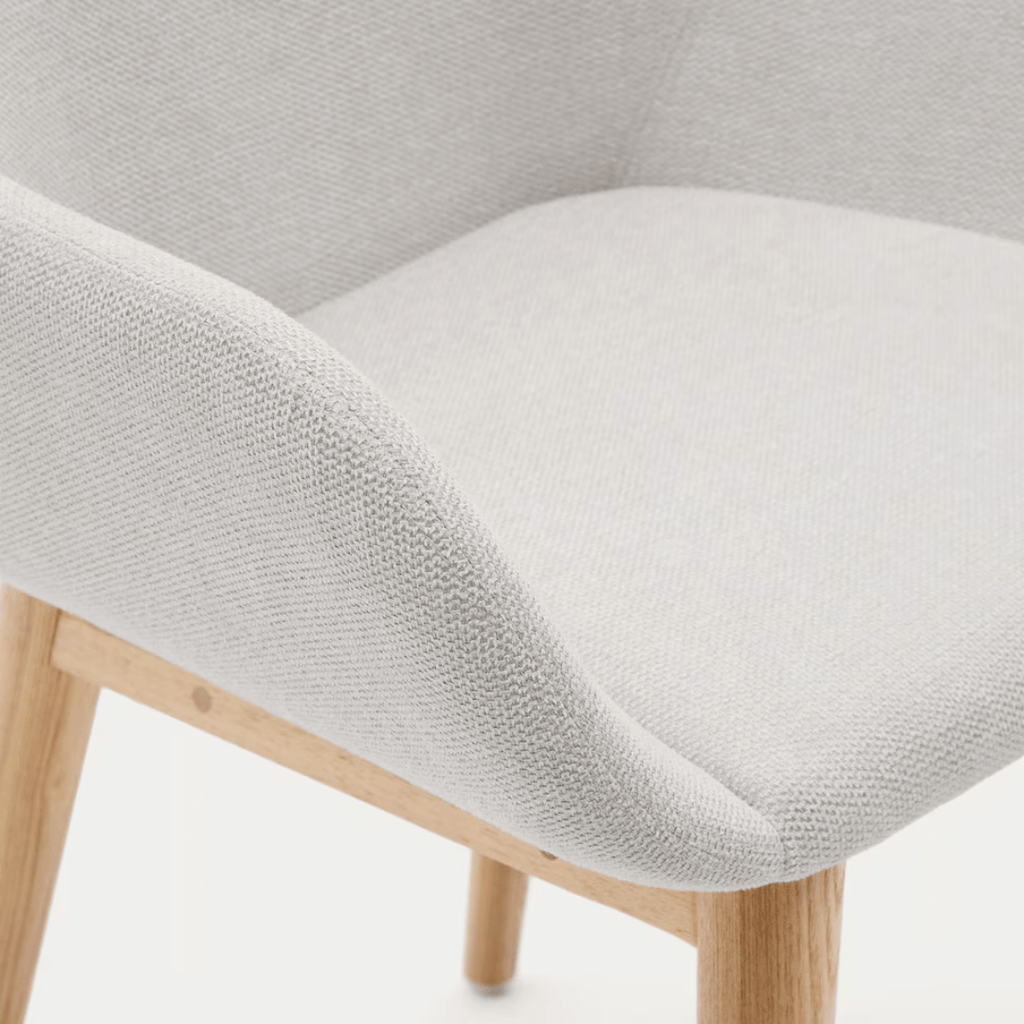 Chaise de salle à manger en frêne naturel avec mousse haute densité et pieds en bois massif