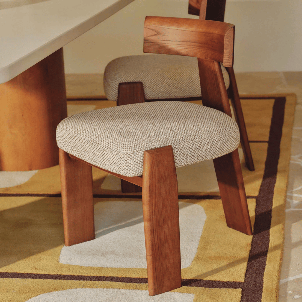 Chaise de salle à manger en noyer brun avec mousse haute densité et assise rembourrée pour salle à manger