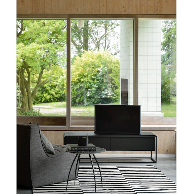 Meuble TV moderne en chêne noir pour salon