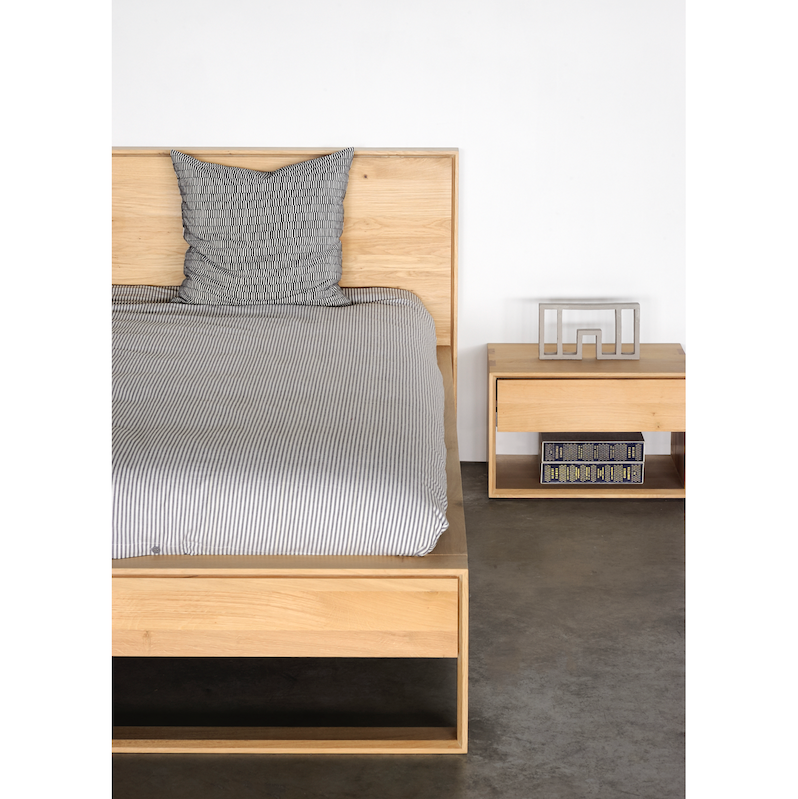 Table de chevet chêne chêne pour chambre à coucher