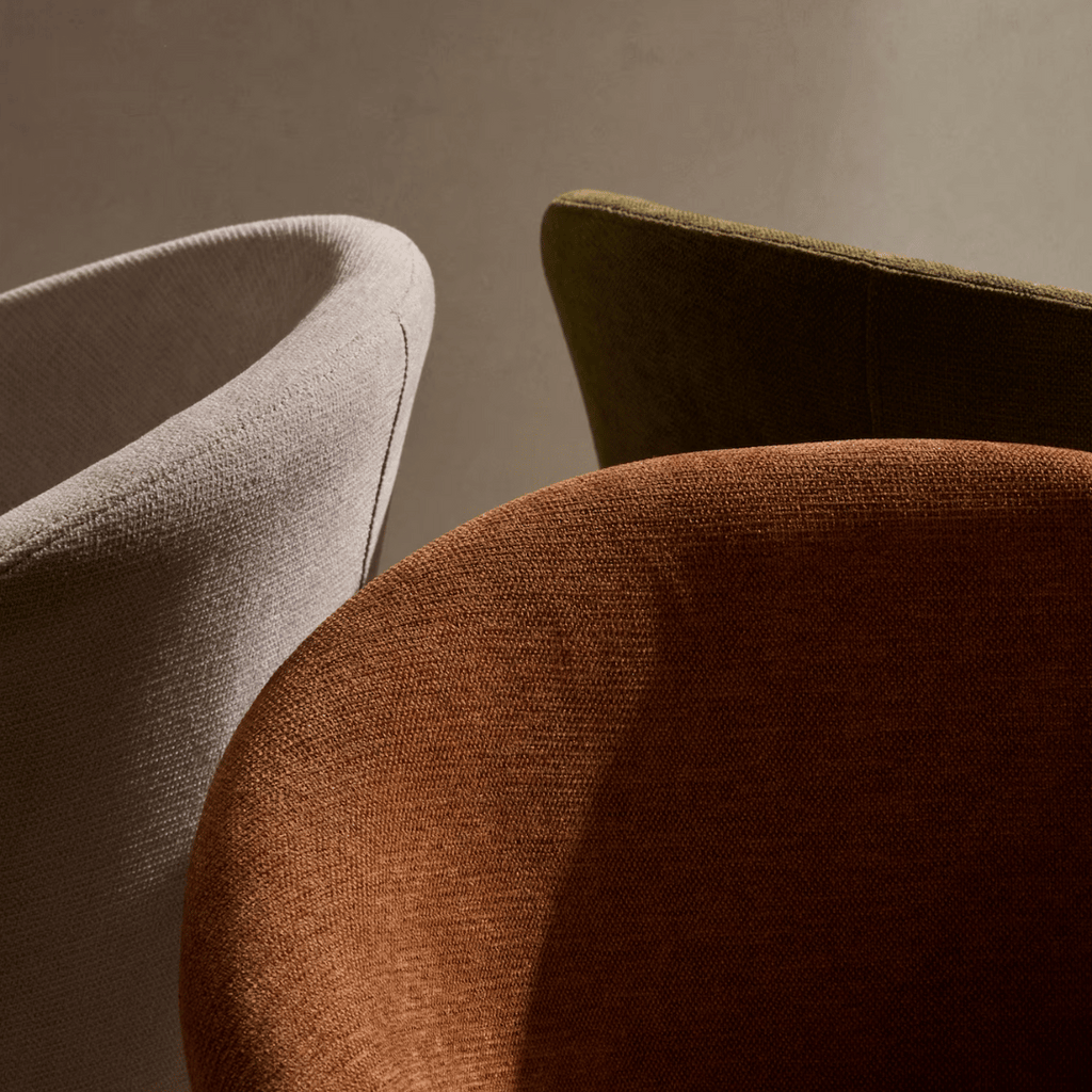 Chaise de salle à manger pivotante Mid-Century en noyer vert avec pieds en bois