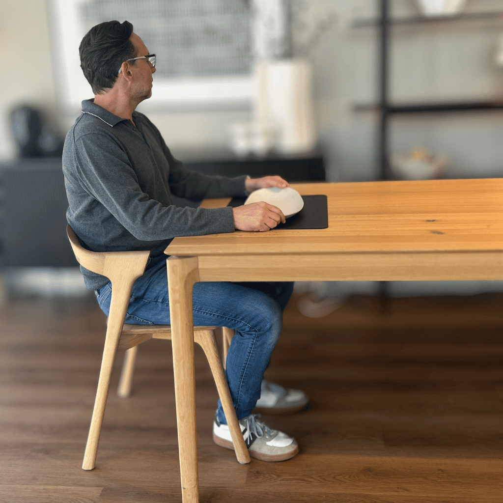 Chaise de salle à manger moderne en chêne noir pour salle à manger