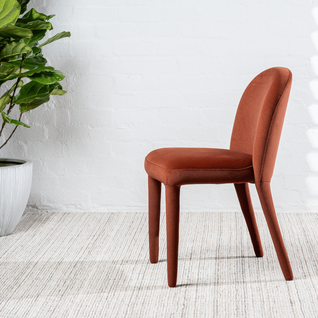 Chaise de salle à manger en tissu, design minimaliste, pour la salle à manger