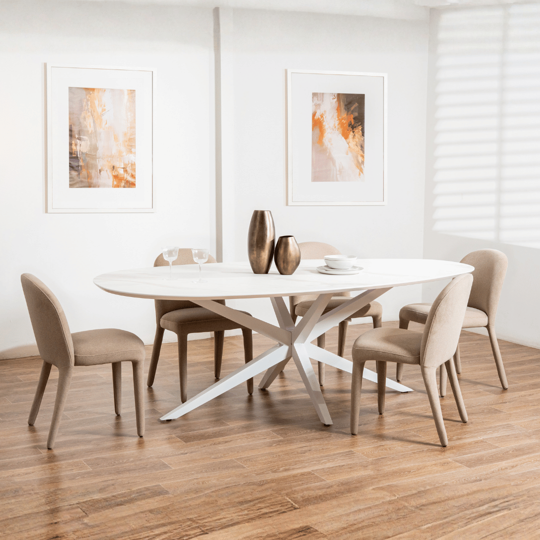 Chaise de salle à manger minimaliste en lin couleur sable