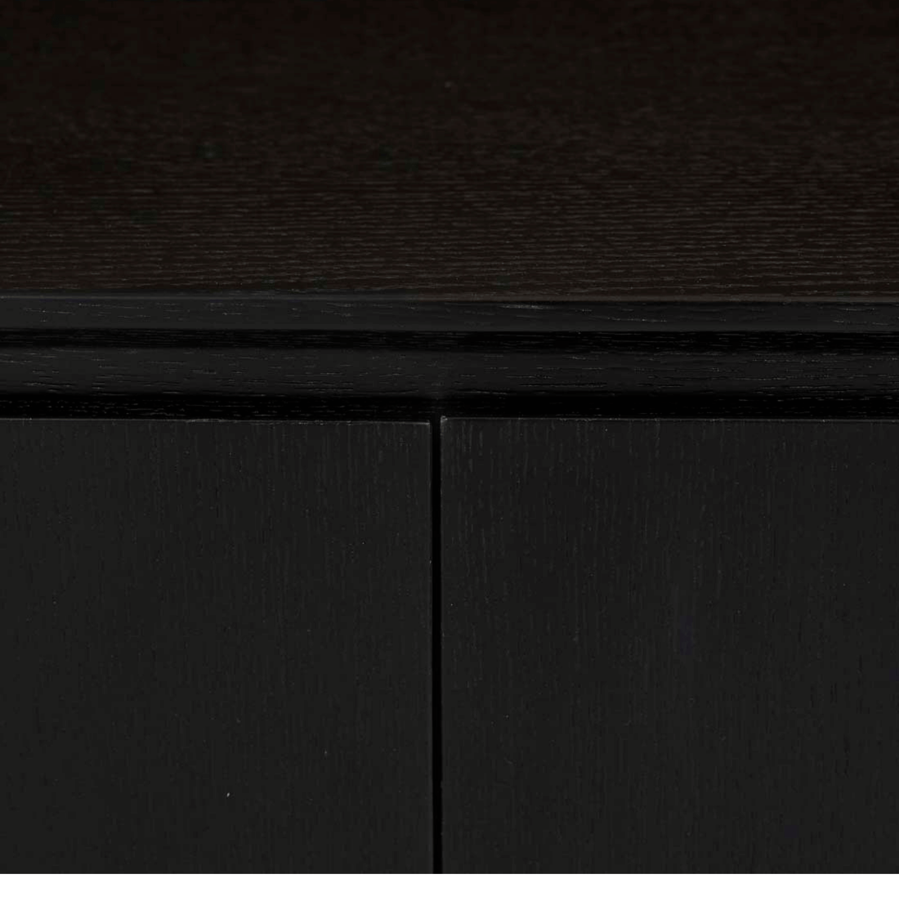 Meuble TV minimaliste en chêne noir pour salon