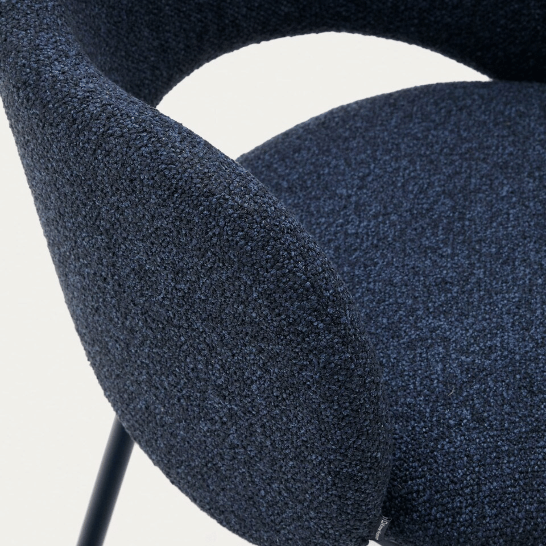 Chaise de salle à manger moderne en chenille bleu marine avec mousse haute densité et dossier incurvé pour la salle à manger