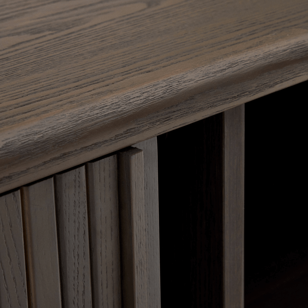 Armoire de rangement de bureau en frêne brun avec rangement