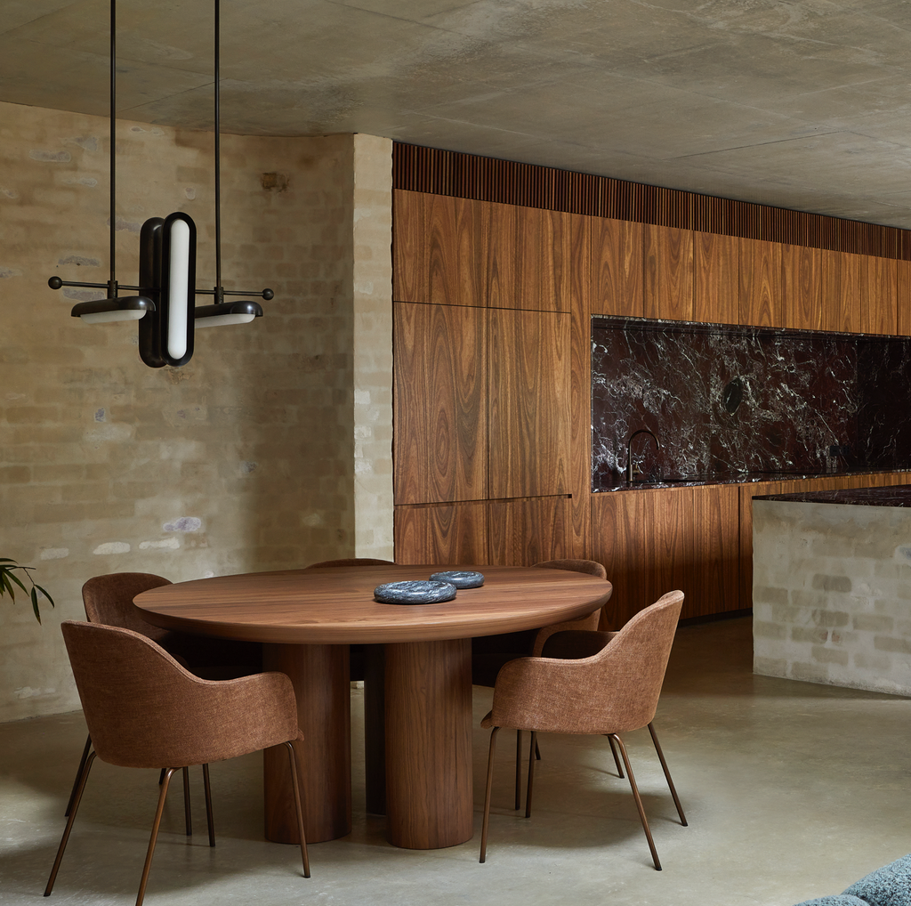 Chaise de salle à manger moderne en acier