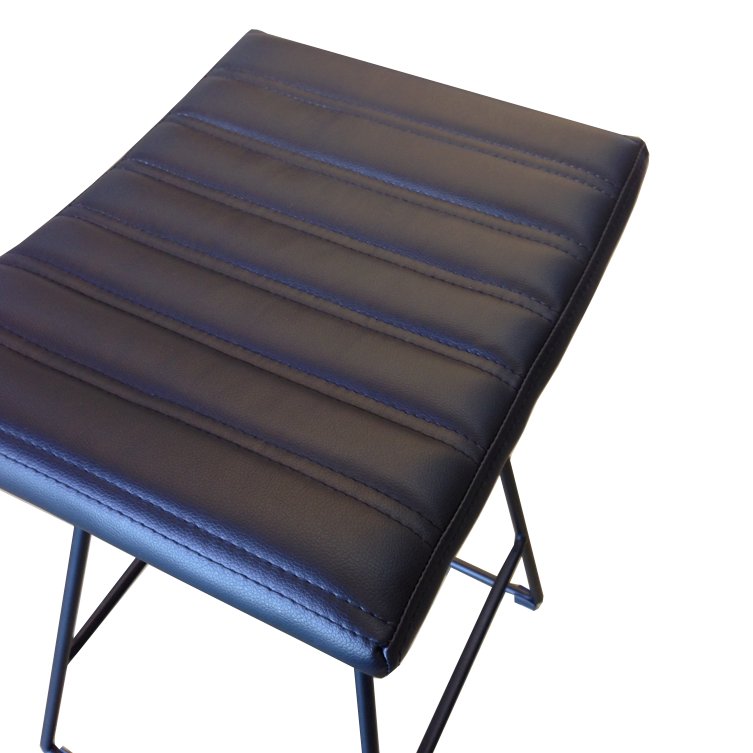Tabouret de bar en similicuir noir avec assise rembourrée pour cuisine