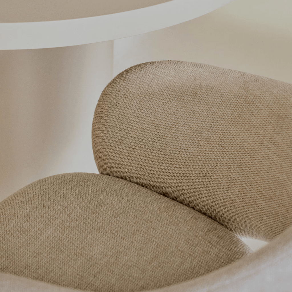 Chaise de salle à manger moderne en métal gris tourterelle avec mousse haute densité et dossier incurvé pour salle à manger
