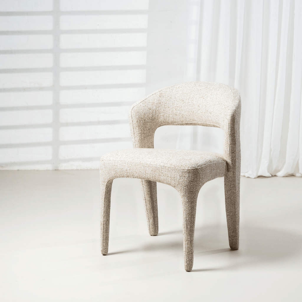 Chaise de salle à manger en tissu beige avec assise rembourrée