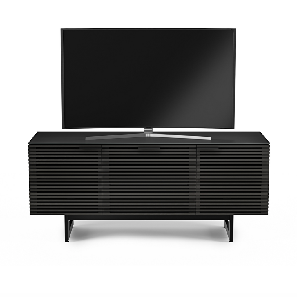 Meuble de divertissement en noyer et charbon de bois de style Mid-Century avec rangement pour le salon