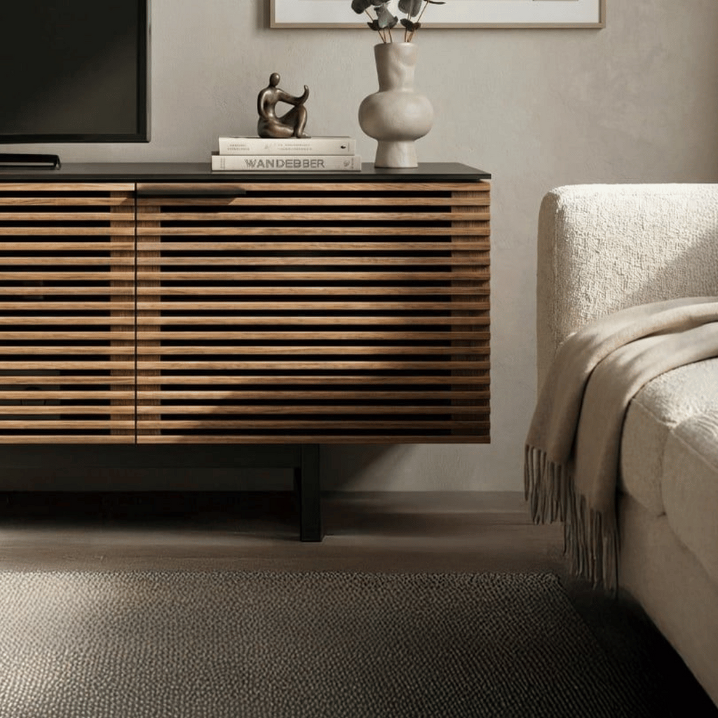 Meuble TV en noyer moderne pour salon