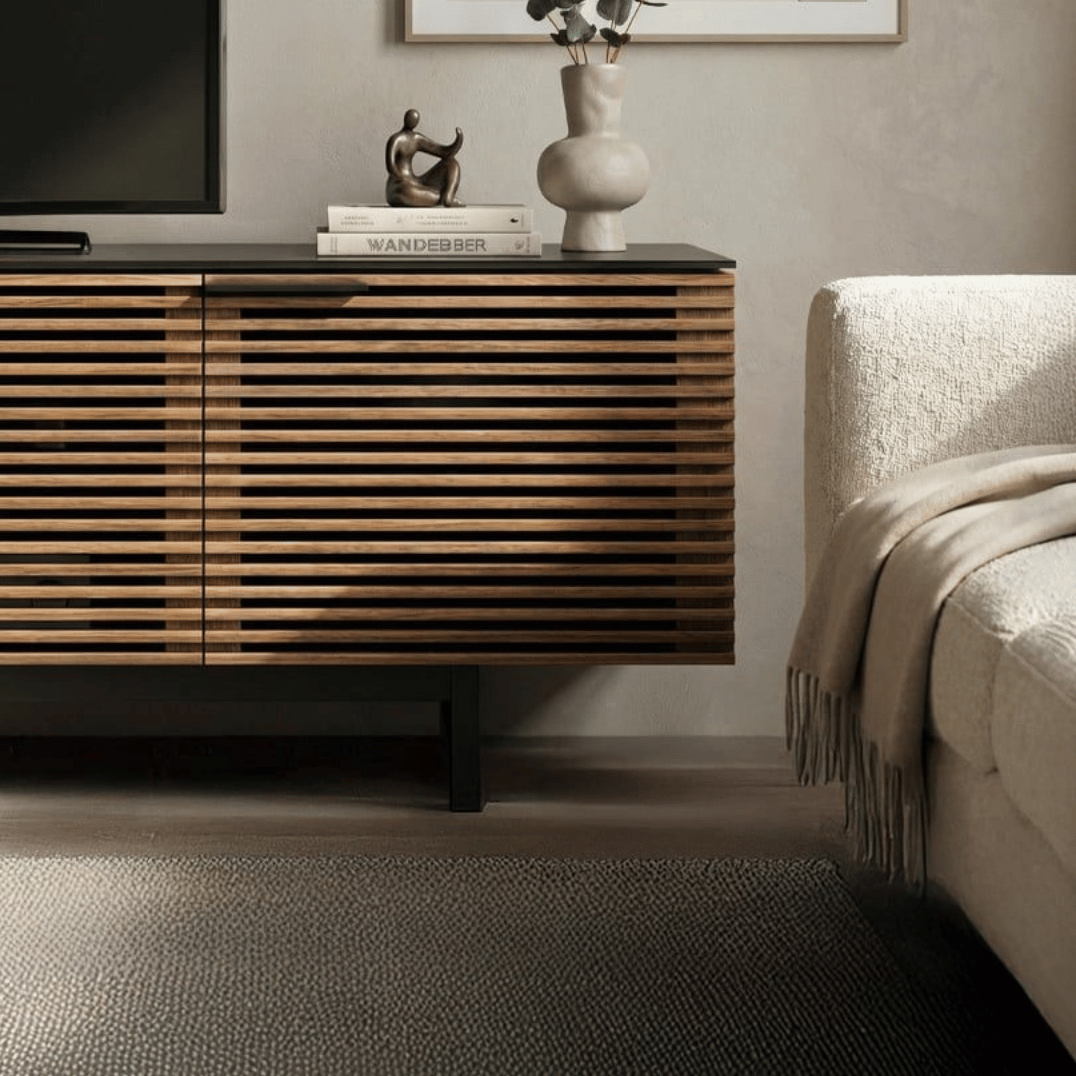 Meuble TV en noyer moderne pour salon