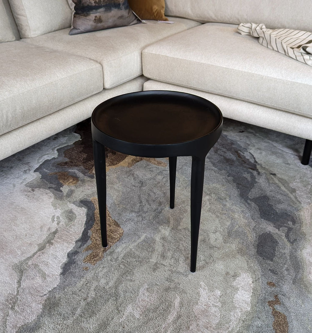 Table d'appoint en métal noir mat pour salon
