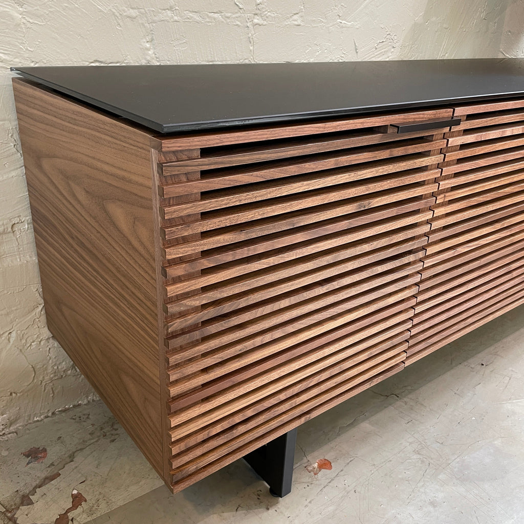 Meuble TV en noyer moderne pour salon