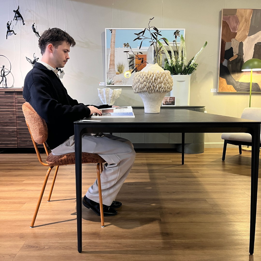 Chaise de salle à manger moderne en chenille blanche avec revêtement en tissu pour salle à manger