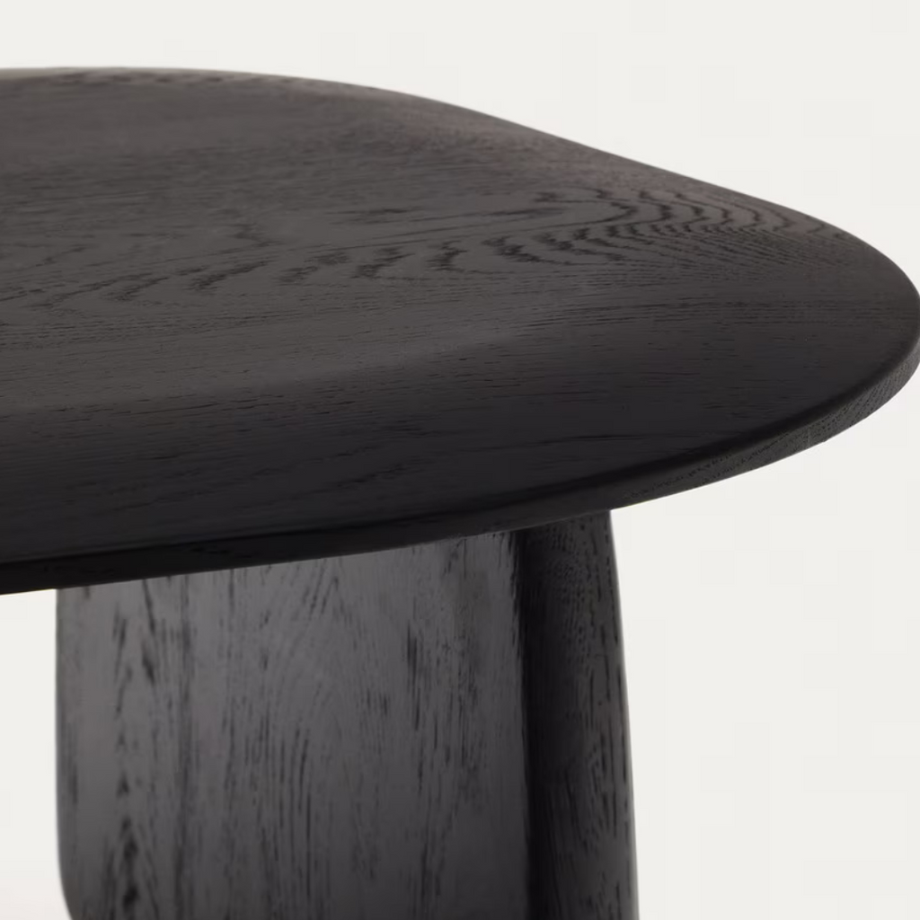 Table d'appoint en chêne noir