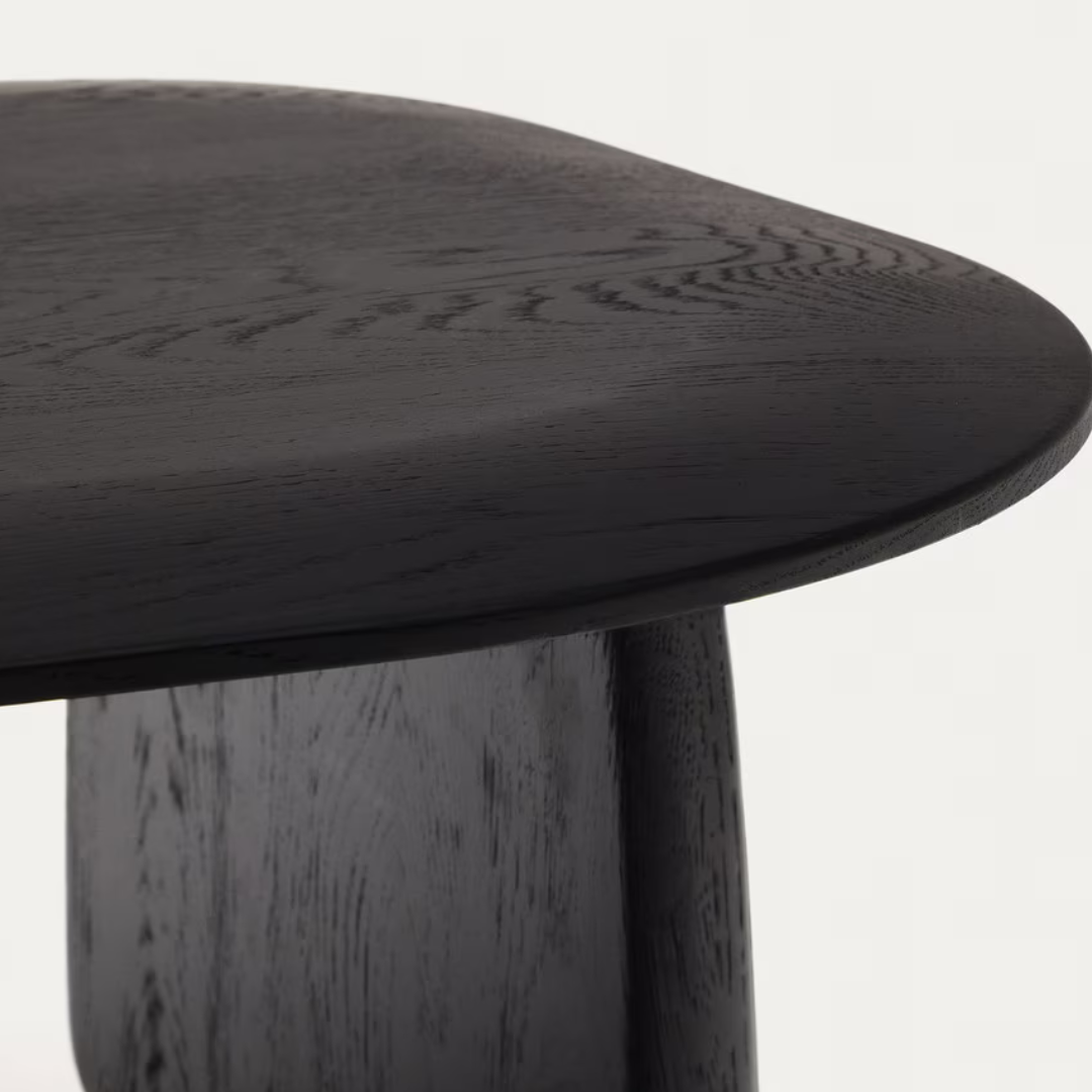 Table d'appoint en chêne noir