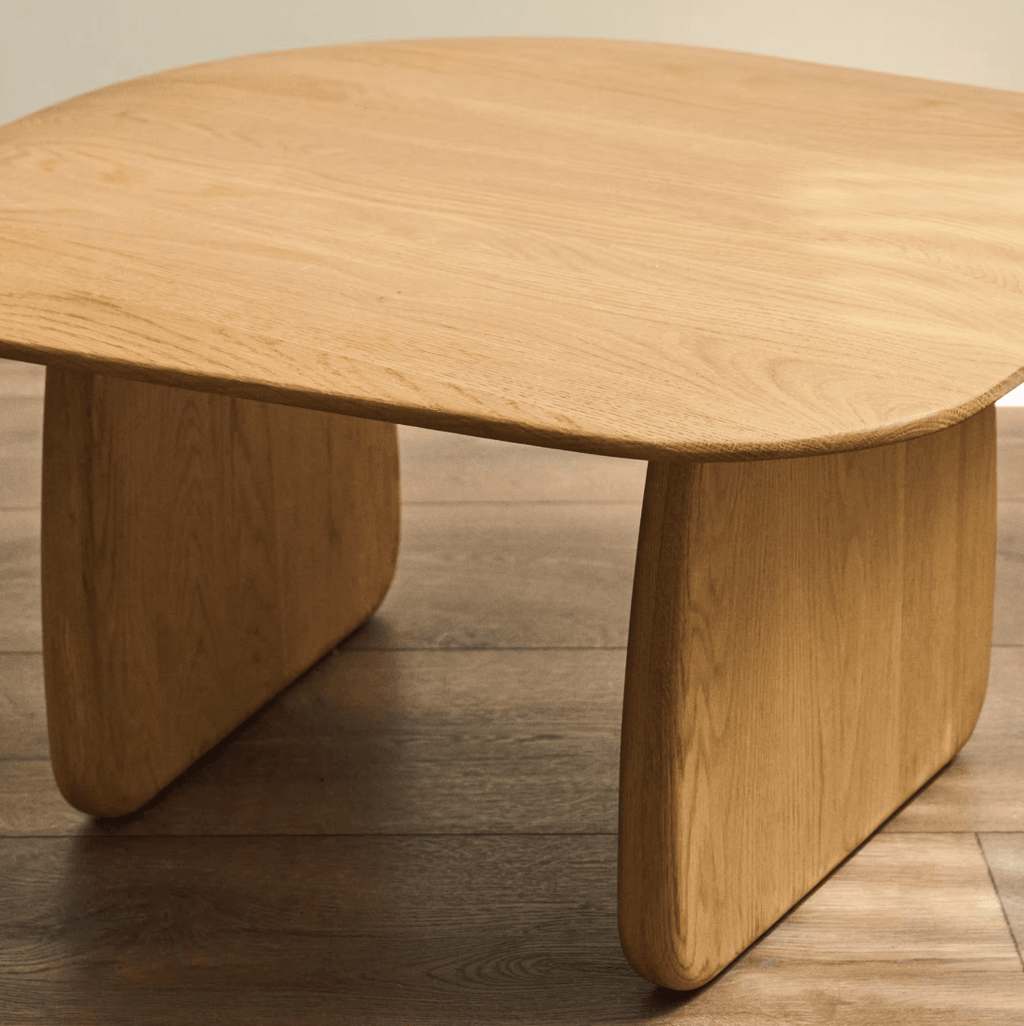 Table d'appoint en chêne naturel
